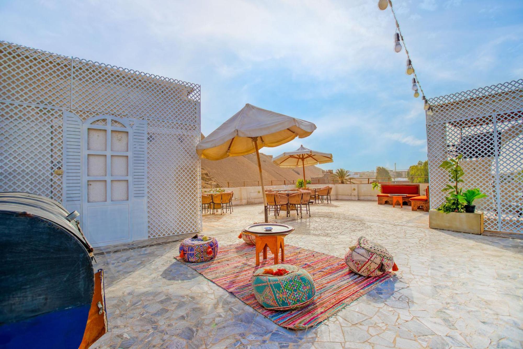 Villa Khufu Pyramids Hotel Kafrat al Jabal Exterior photo